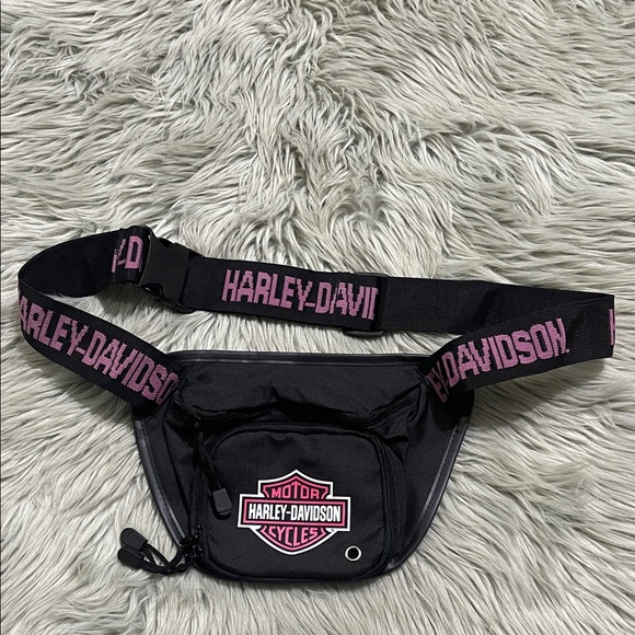 Harley-Davidson Handbags - Harley-Davidson Black and Pink Waist Pack